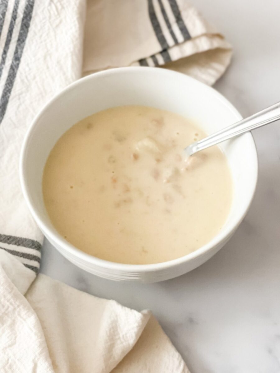 Creamy New England Clam Chowder